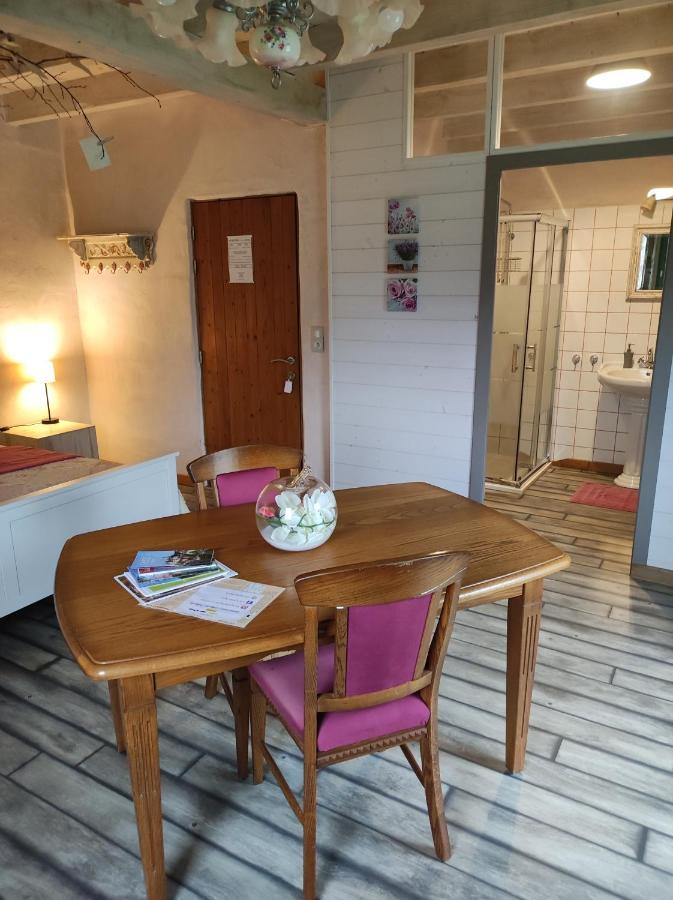 Les 5 Petits Lapins Bed & Breakfast Bar Exterior foto
