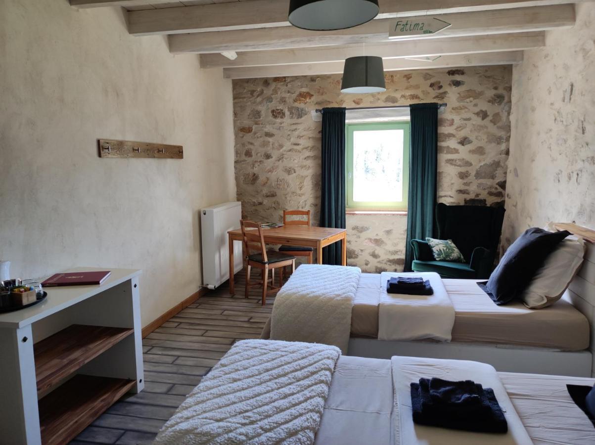 Les 5 Petits Lapins Bed & Breakfast Bar Exterior foto