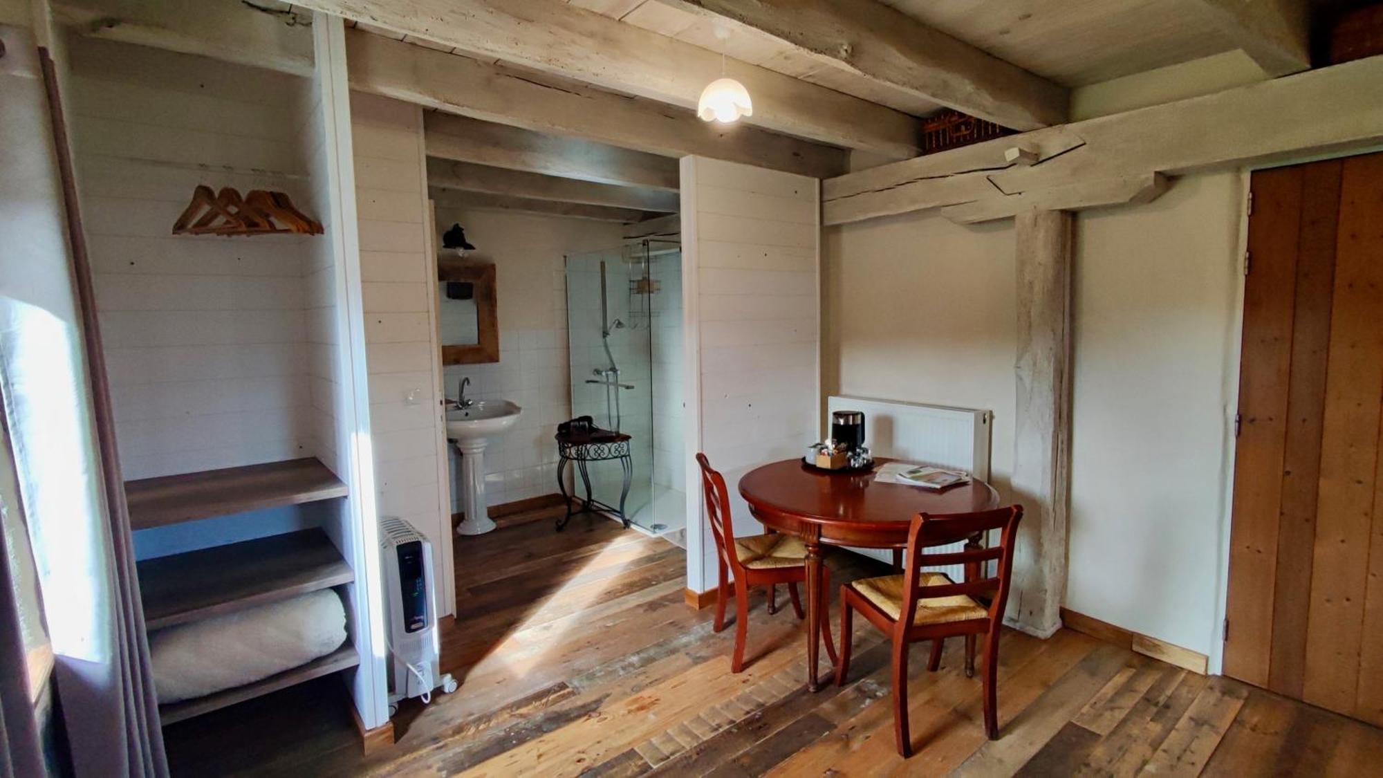 Les 5 Petits Lapins Bed & Breakfast Bar Exterior foto